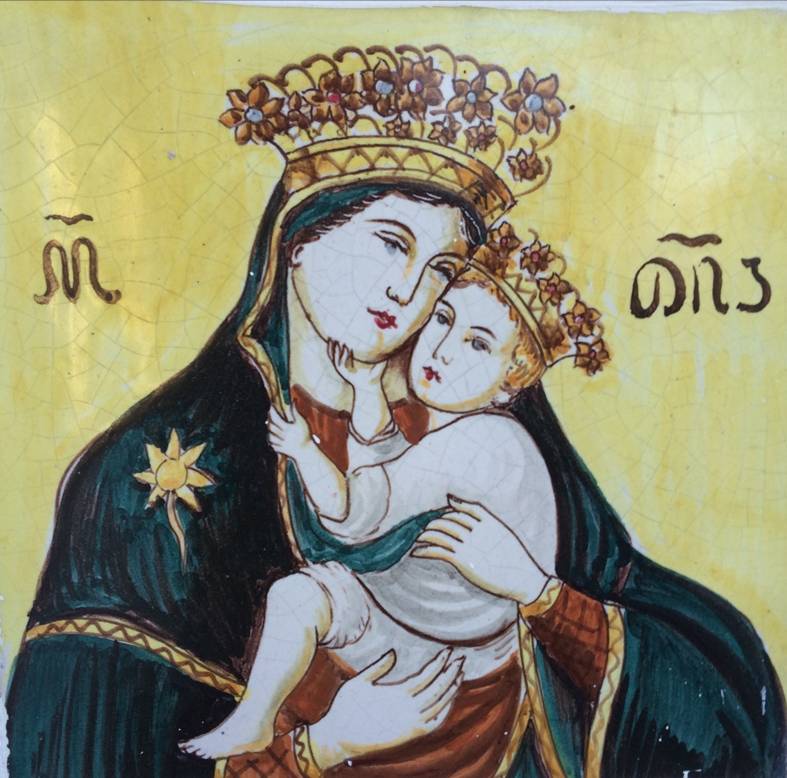 Et billede, der indeholder maleri, Ansigt, tj, tegning

Automatisk genereret beskrivelse